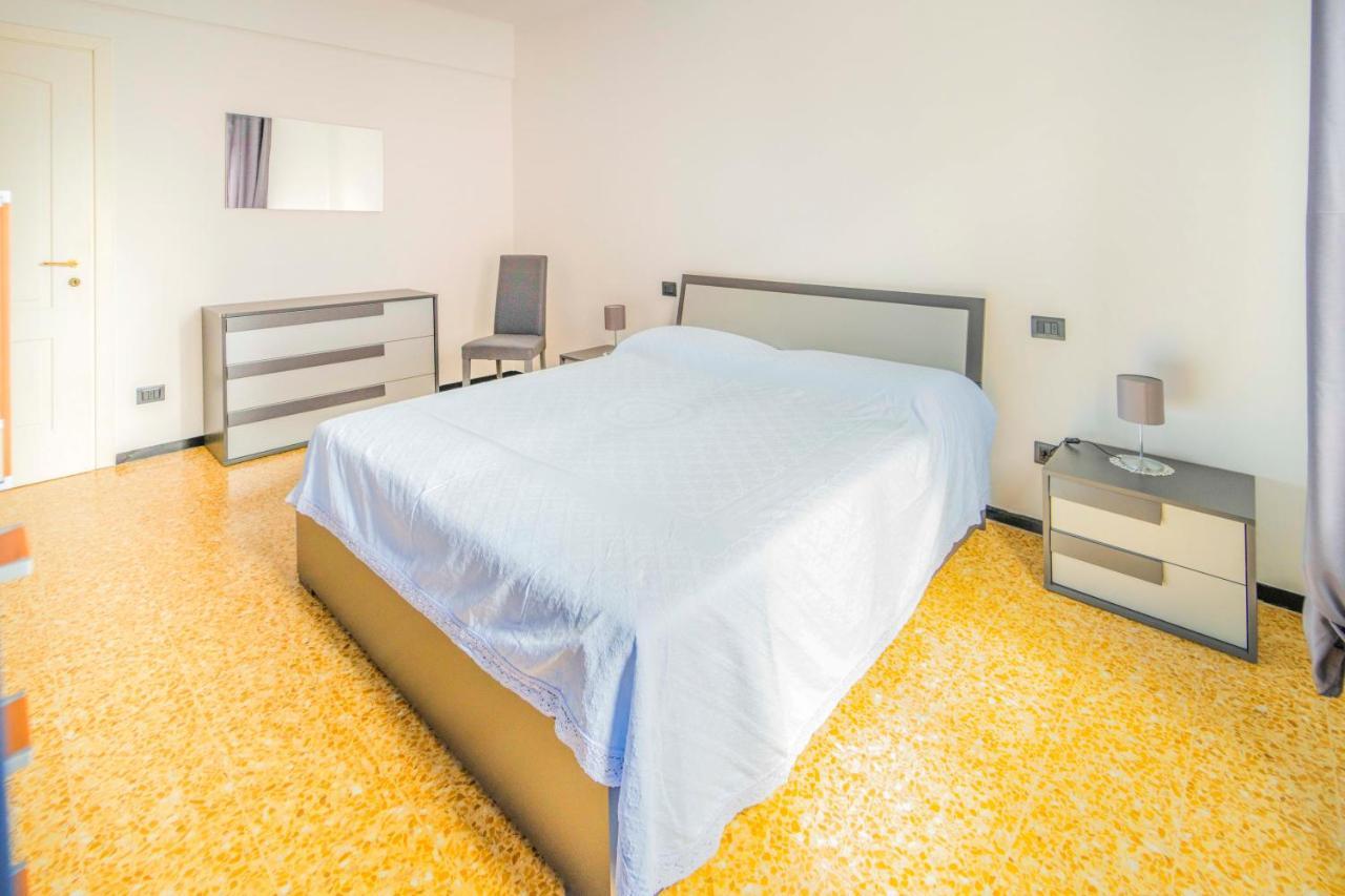 193 - Casa Via Della Chiusa - Centralissimo E Vicino Alla Baia Del Silenzio, Spiaggia E Mare 150M - Parcheggio Gratis Incluso E Aria Condizionata 세스트리레반떼 외부 사진
