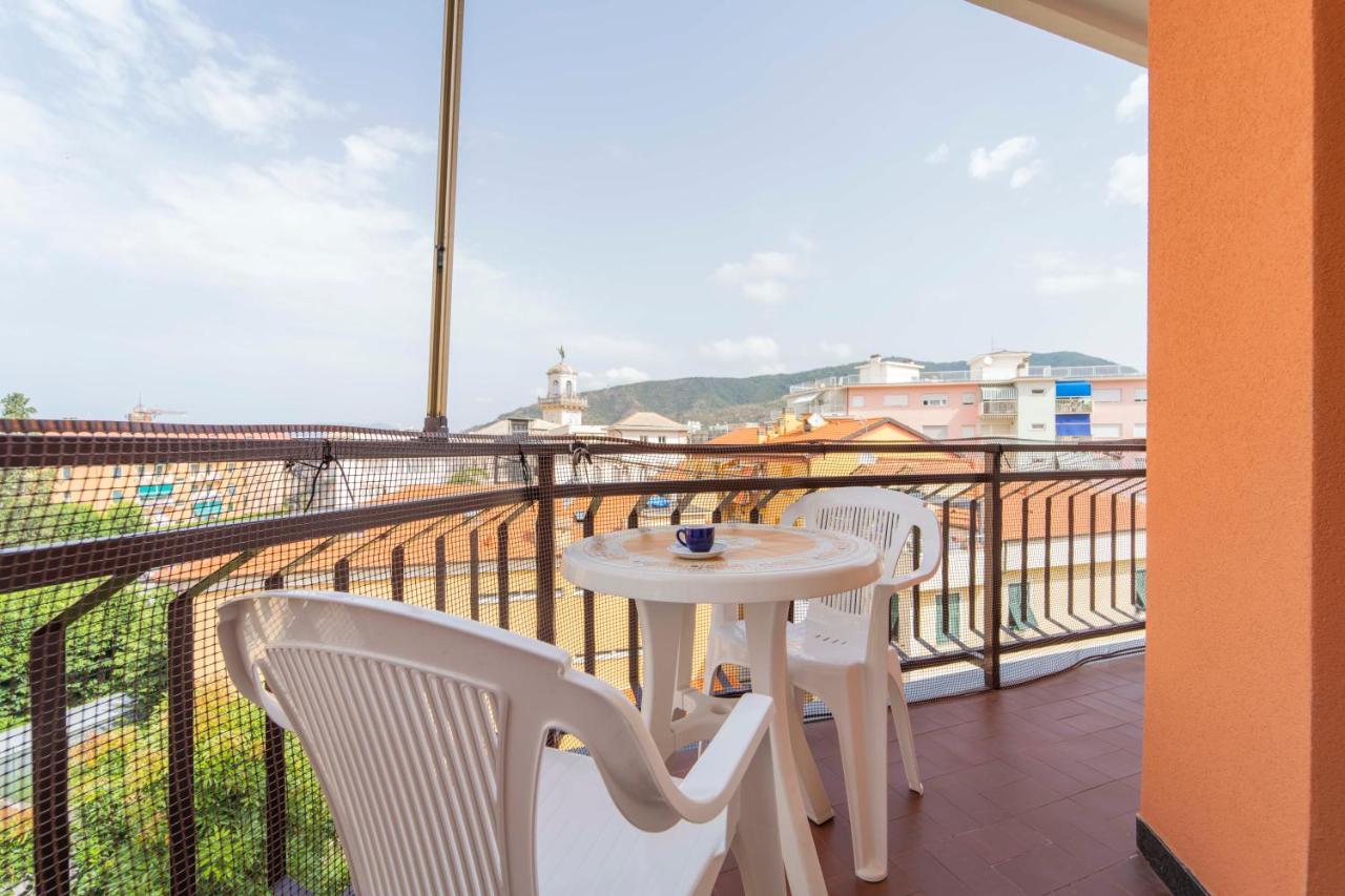 193 - Casa Via Della Chiusa - Centralissimo E Vicino Alla Baia Del Silenzio, Spiaggia E Mare 150M - Parcheggio Gratis Incluso E Aria Condizionata 세스트리레반떼 외부 사진